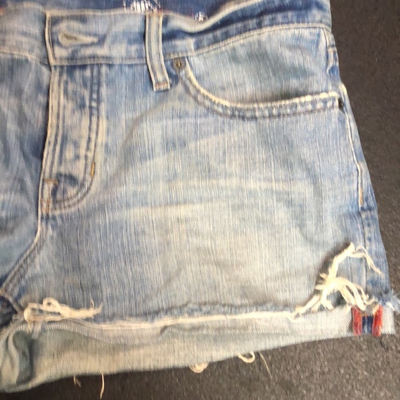 Gap 1969 Denim Cut Off Shorts Size 6 - Picture 6 of 9